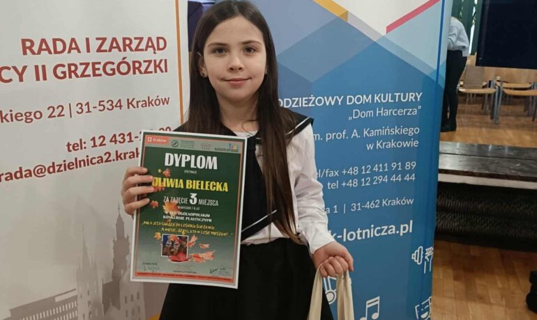 Miło jest chodzić po leśnych ścieżkach